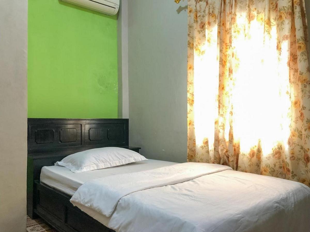 Sinar Hotel Enrekang ภายนอก รูปภาพ