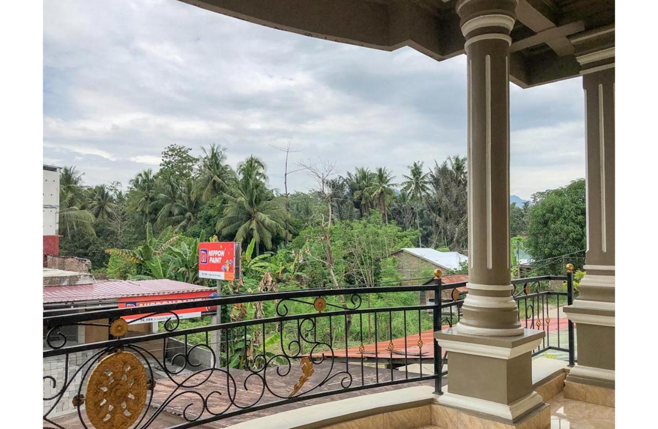 Sinar Hotel Enrekang ภายนอก รูปภาพ