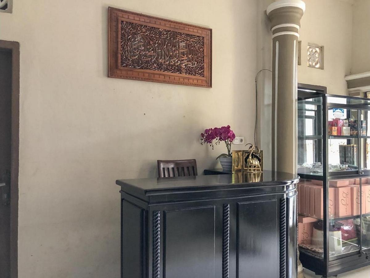 Sinar Hotel Enrekang ภายนอก รูปภาพ