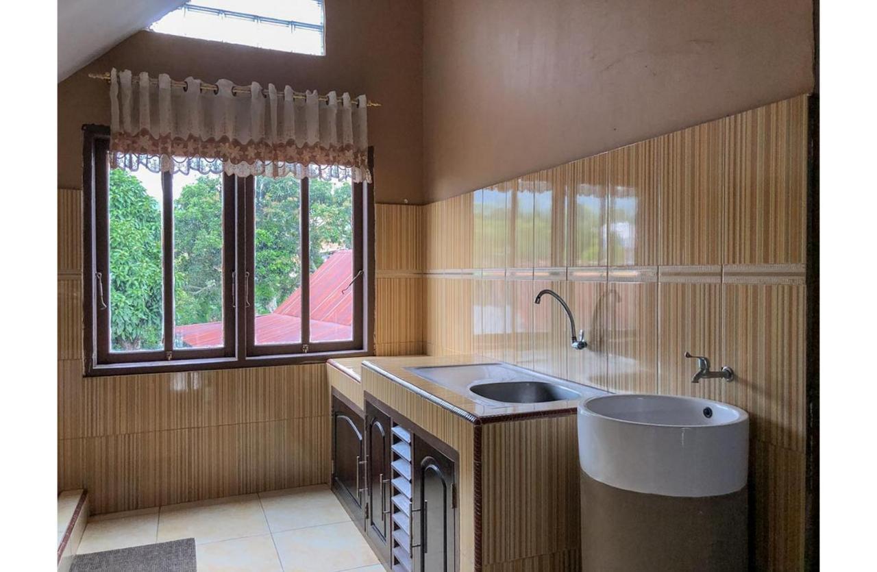Sinar Hotel Enrekang ภายนอก รูปภาพ